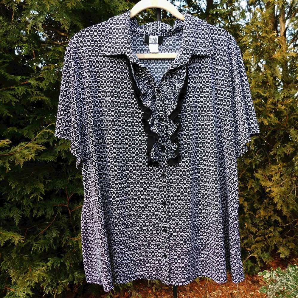 Studio 1940 Plus Pretty Stretch Knit Buttondown top with Ruffled Placket